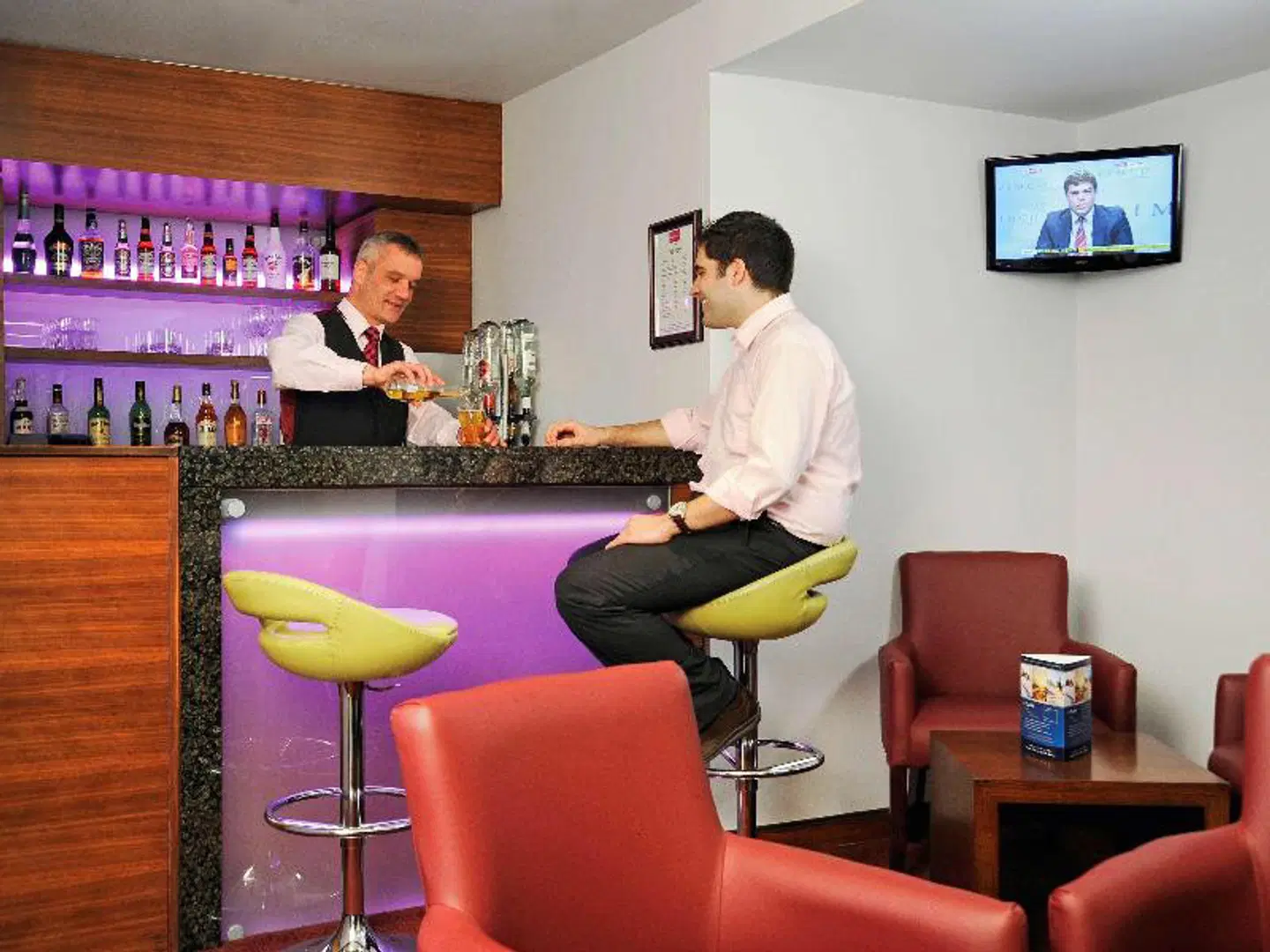 Mercure London Paddington Bar