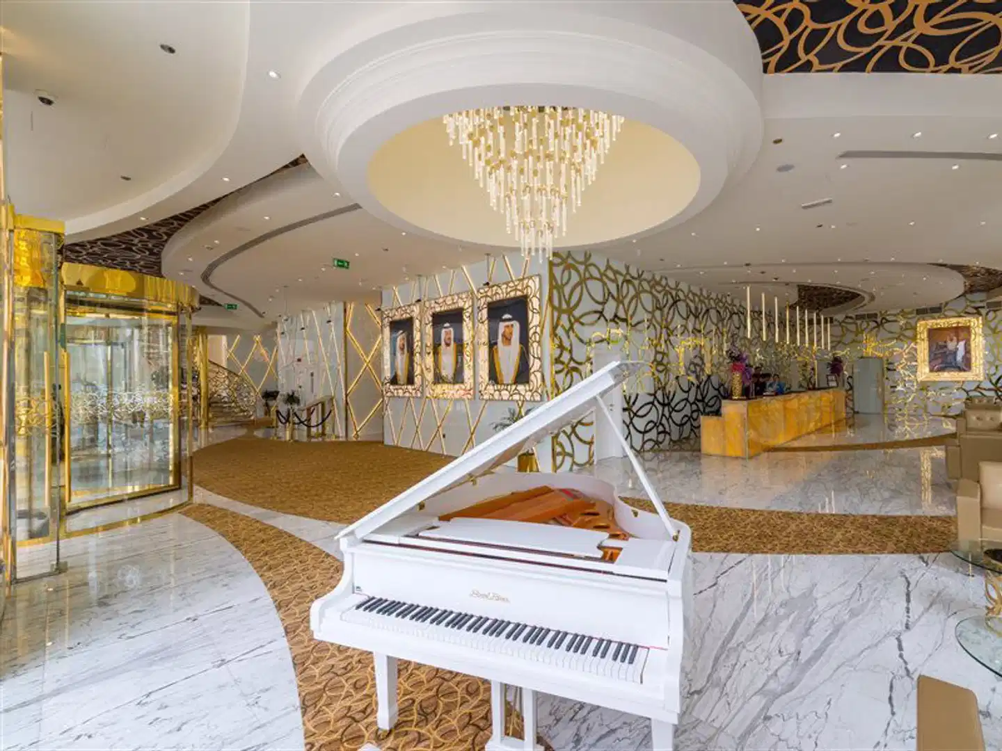 Gevora Hotel Lobby