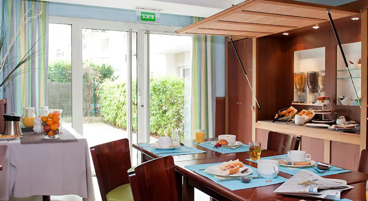 Adagio City Aparthotel Buttes Chaumont Restaurant