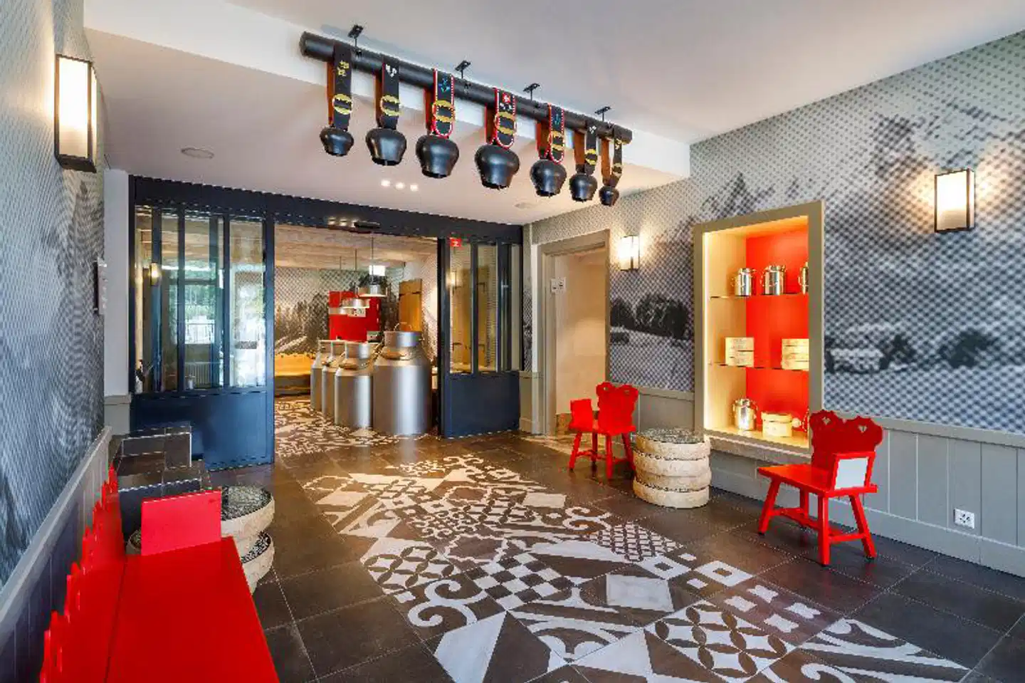 Hotel Swiss Night by Fassbind Lobby