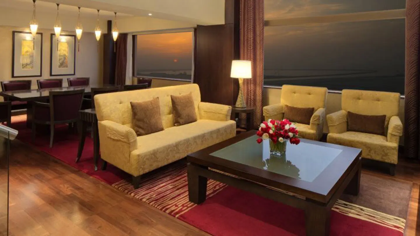 Hyatt Regency Dubai Lobby