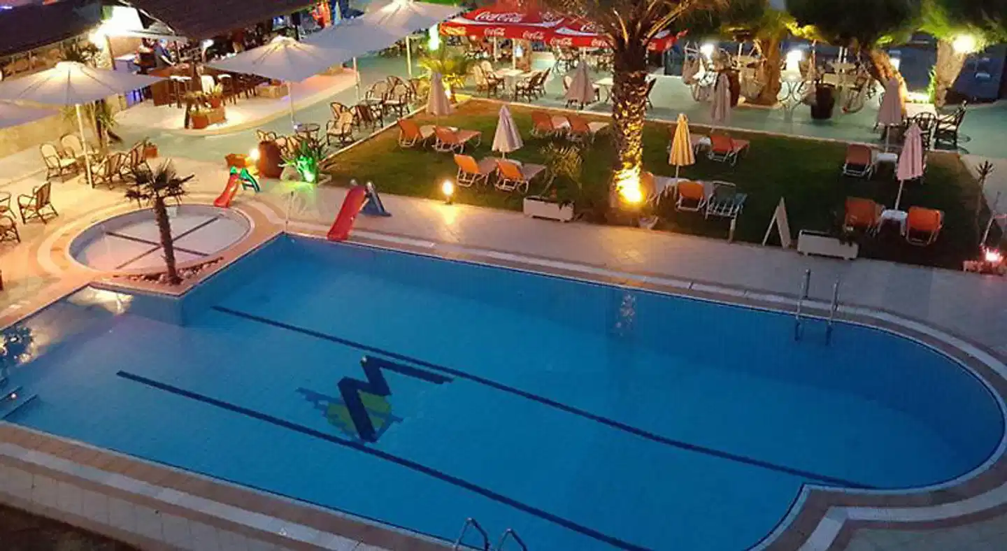 Malliotakis Beach Hotel Hallenbad