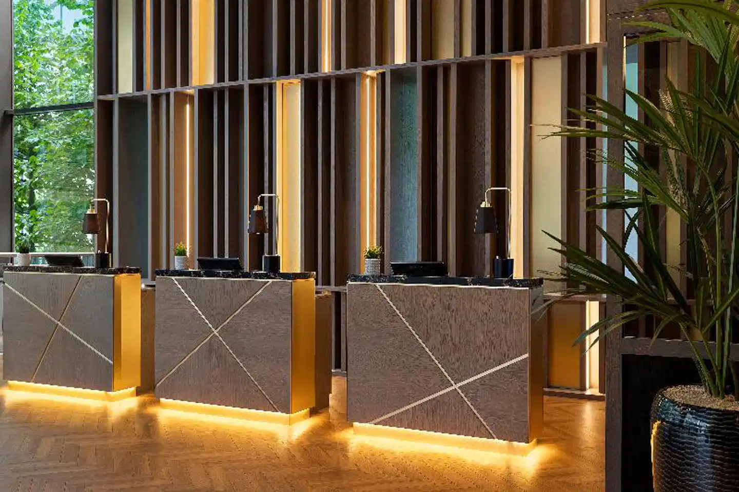 Leonardo Royal London Tower Bridge Hallenbad