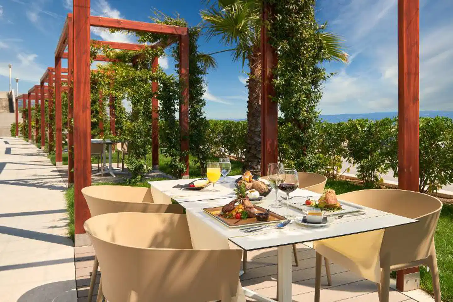 Amphora's Garden Restaurant