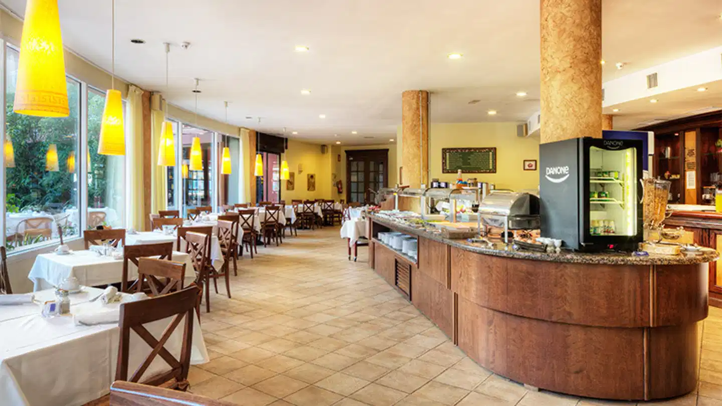 Sunway Playa Golf Bar