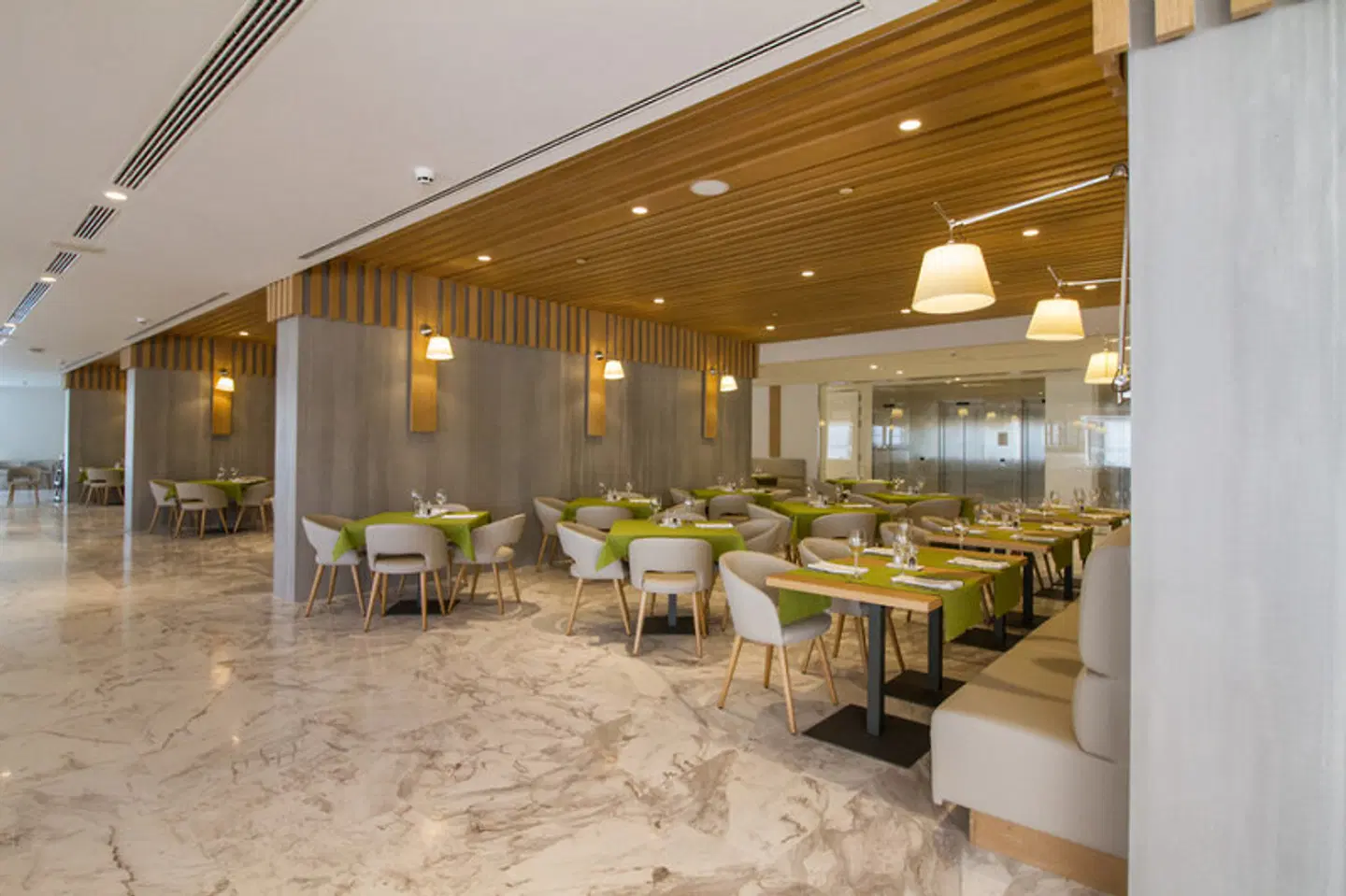 Estimar Suitopia 3 and Three  (ex. Suitopia Sol und Mar Suites) Restaurant