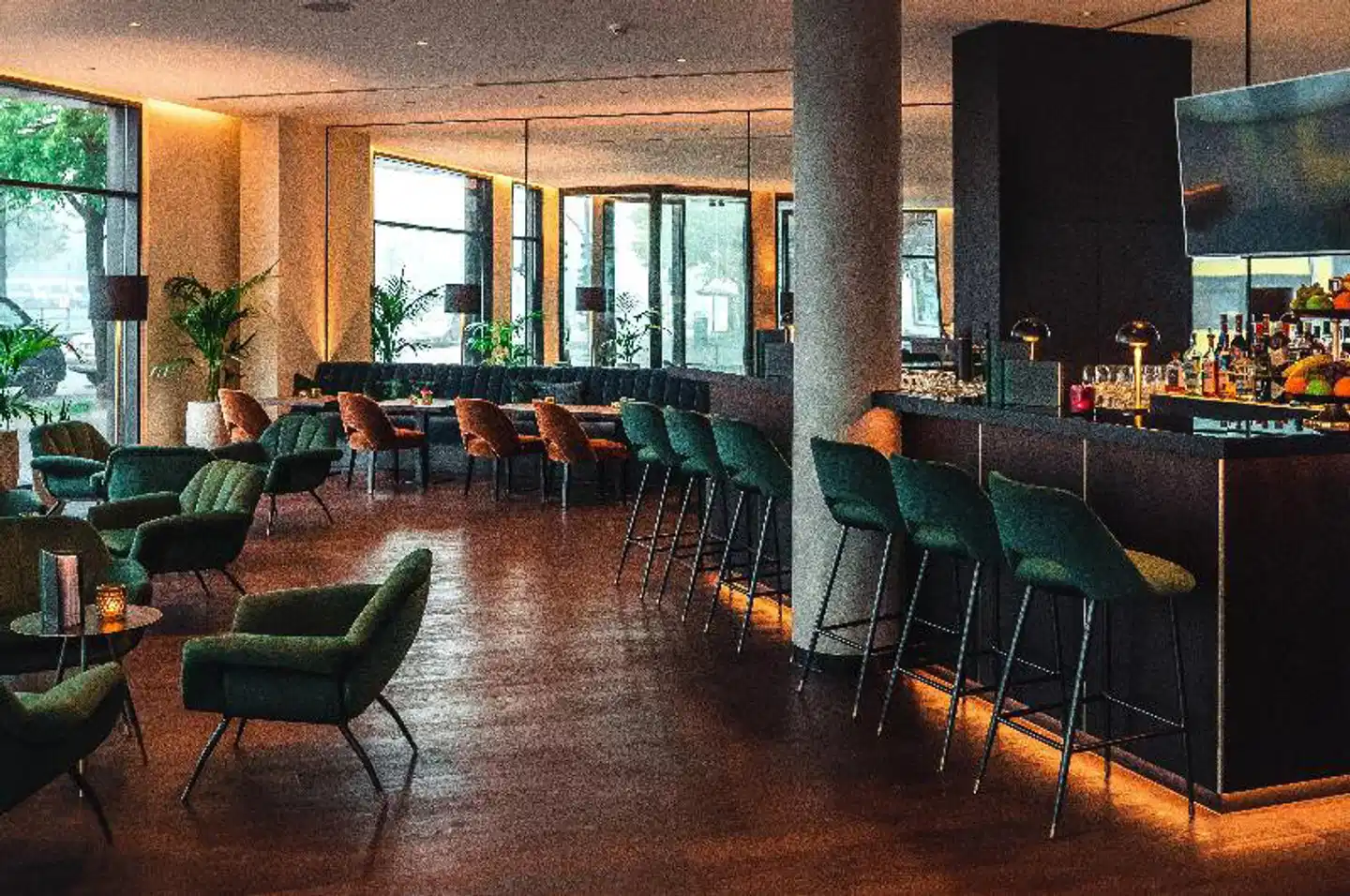 Holiday Inn Berlin City Center East Prenzlauer Berg Bar