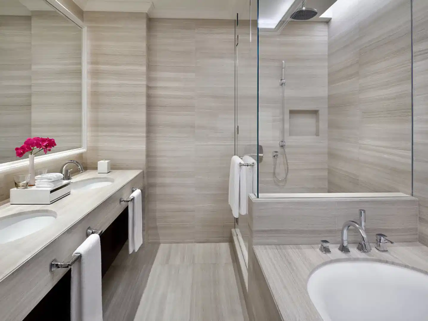 Address Dubai Mall Badezimmer