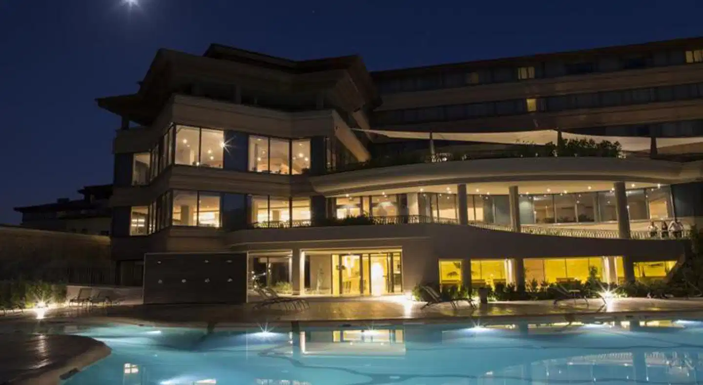 A.Roma Lifestyle Hotel Pool