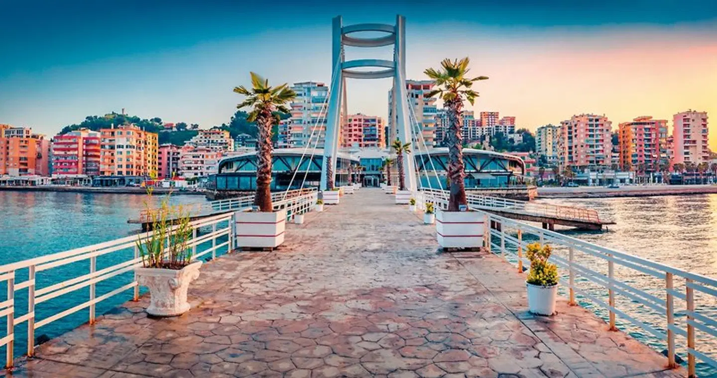 Albanien Rundreise & Baden Terrasse