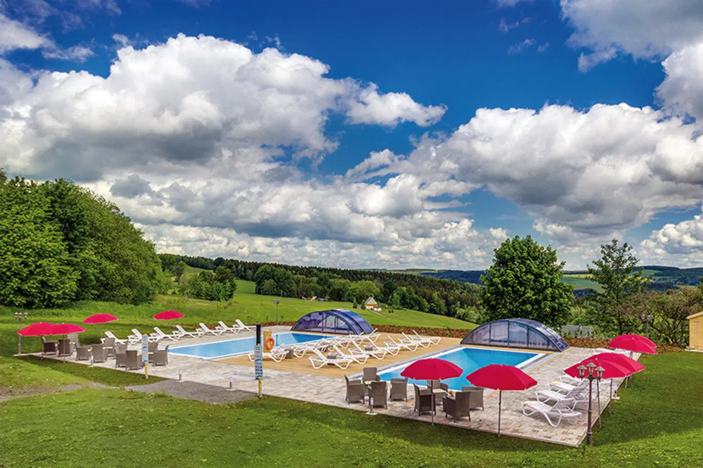 Panorama Berghotel Wettiner Höhe OUTDOOR_POOL