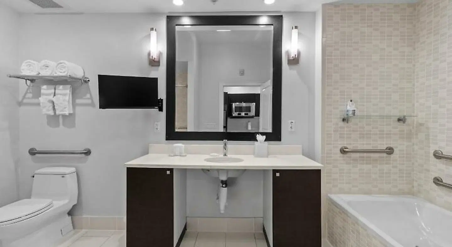 Provident Doral At The Blue Badezimmer