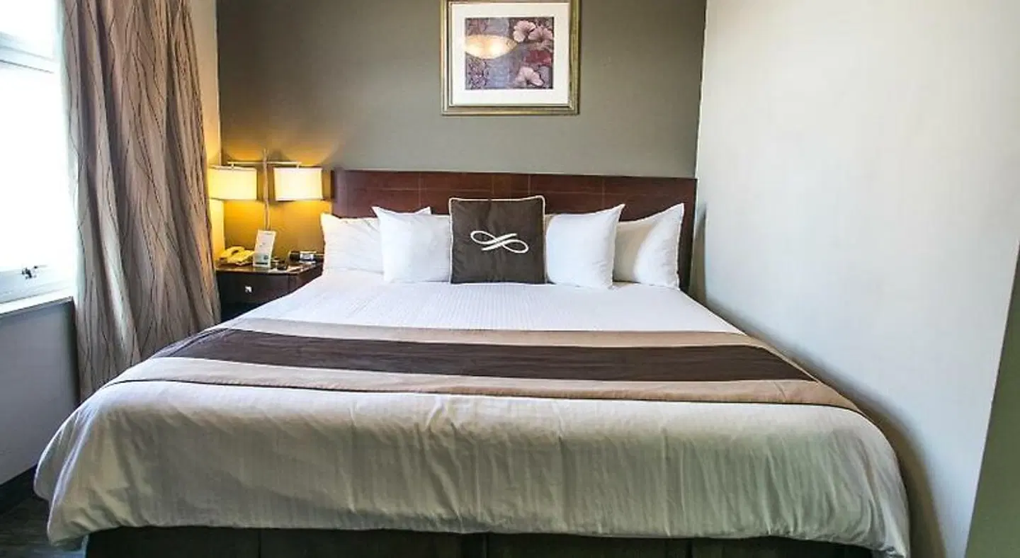 Pointe Plaza Hotel ROOM_EXAMPLE