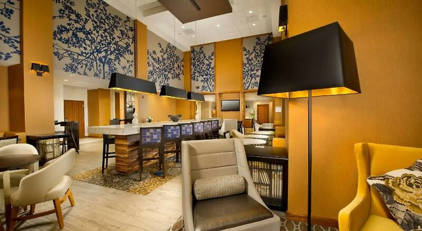 Hampton Inn & Suites Washington DC North/Gaithersburg Bar