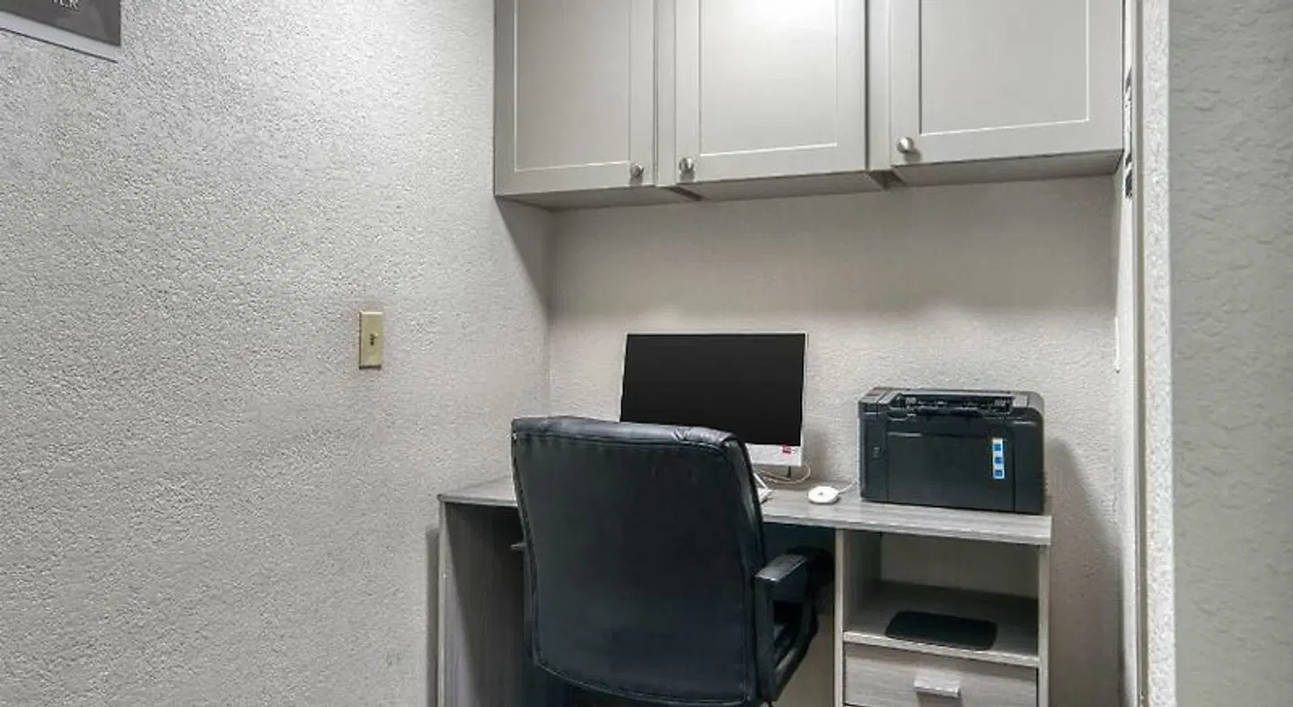 SureStay Plus Hotel by Best Western The Villages ROOM_EXAMPLE
