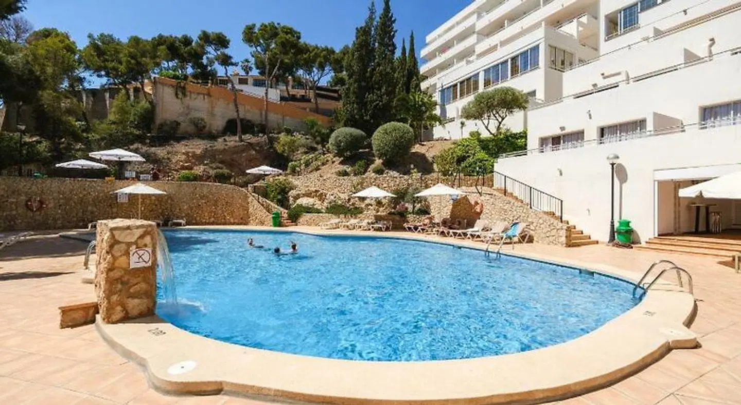 Vista Club OUTDOOR_POOL