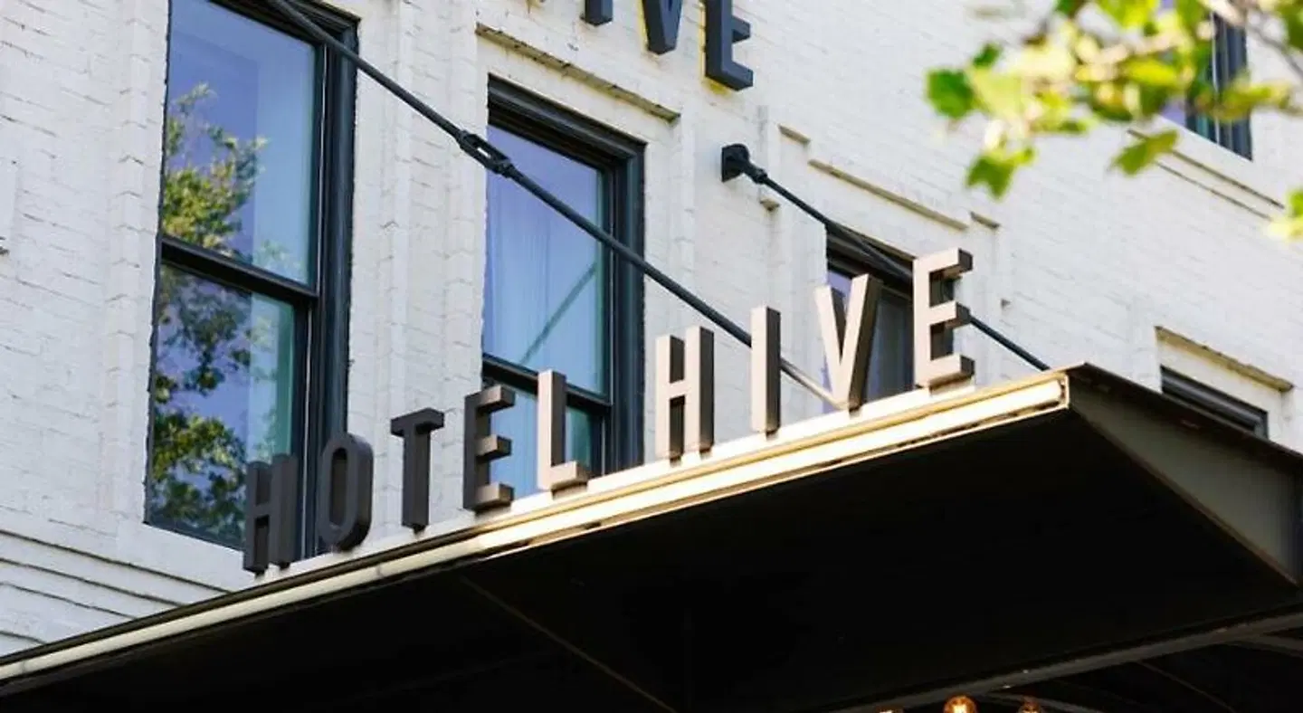 Hotel Hive EXTERIOR