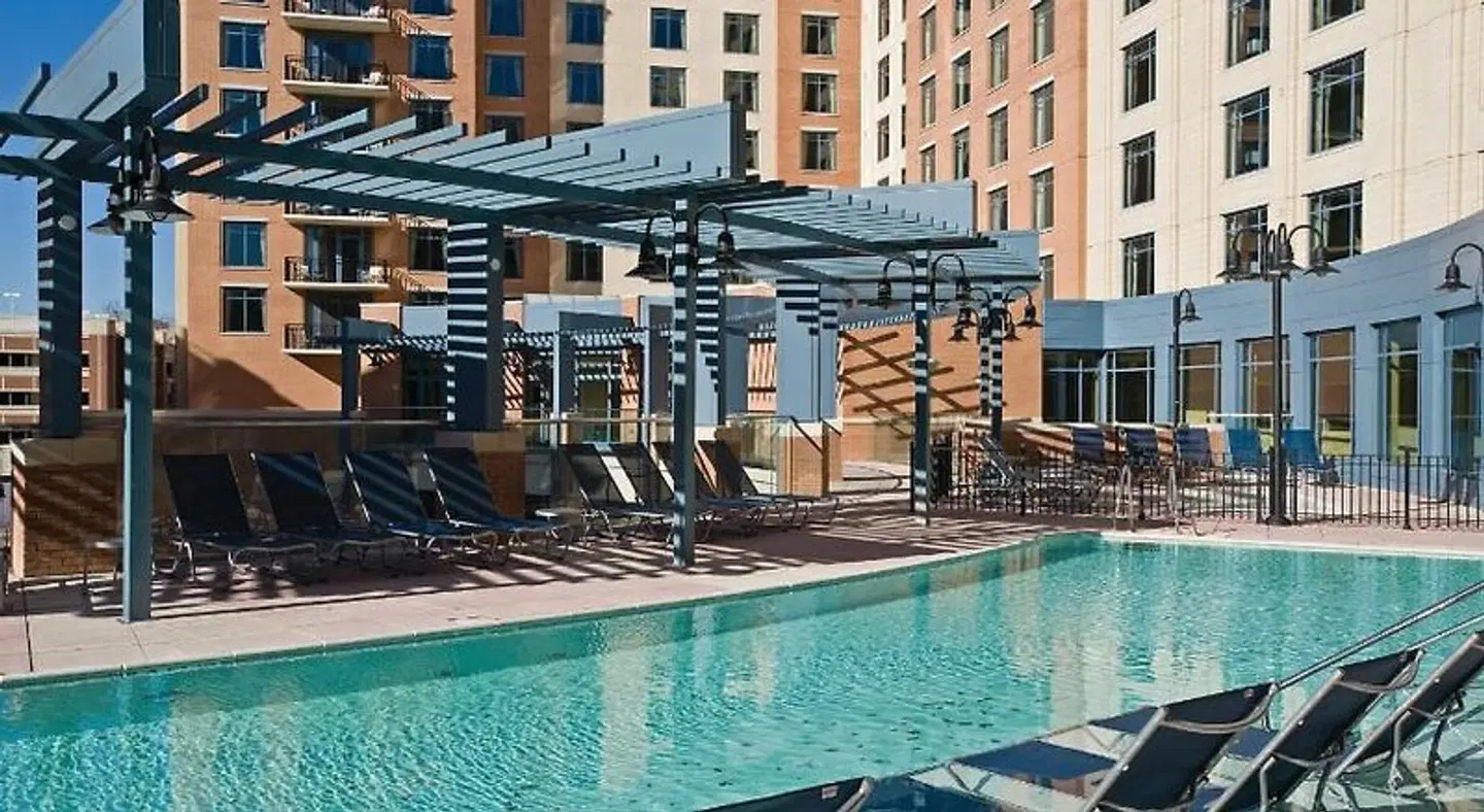 Club Wyndham National Harbor OUTDOOR_POOL
