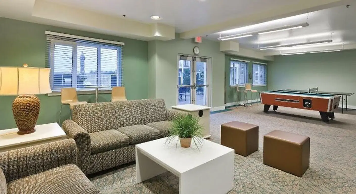 WorldMark Long Beach LOUNGE_LOBBY