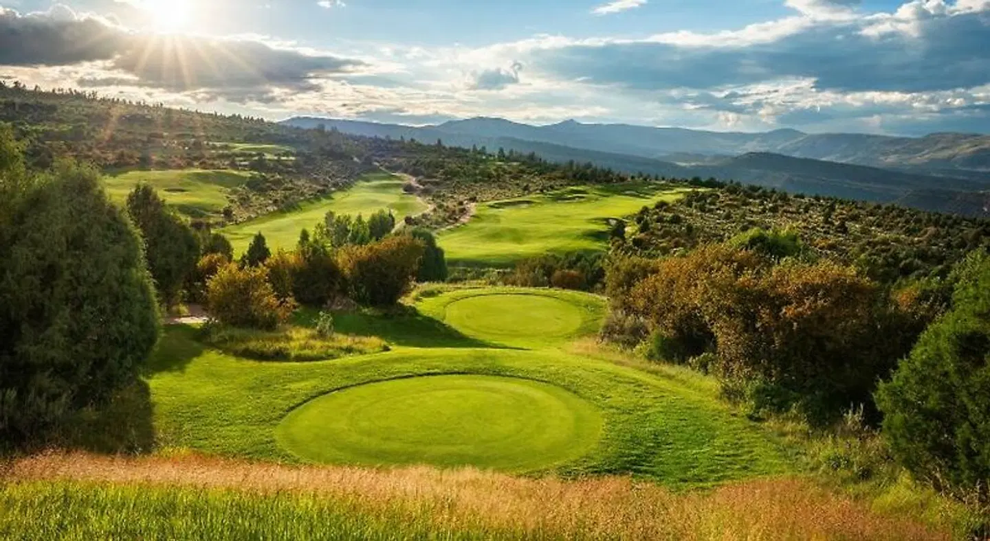 Elkhorn Lodge SPORTS_AND_LEISURE