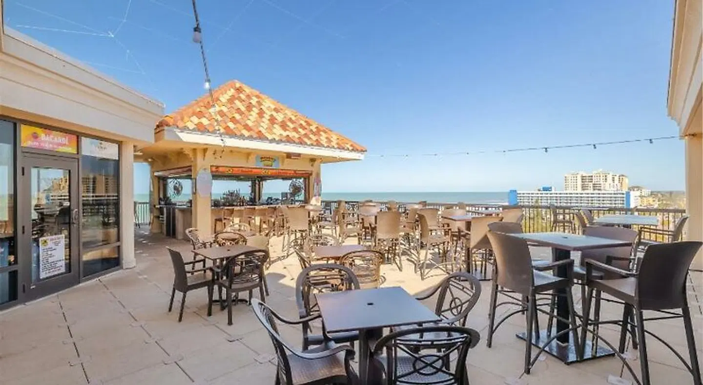 Pier House 60 Marina Hotel Terrasse