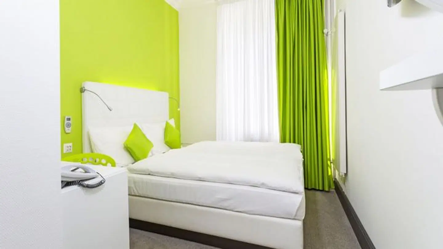 City Inn ROOM_EXAMPLE