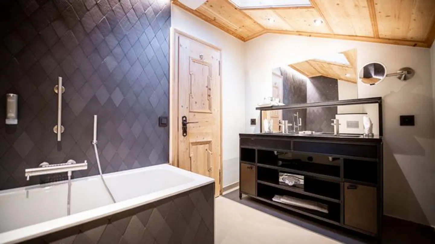 Romantik Hotel Julen Badezimmer