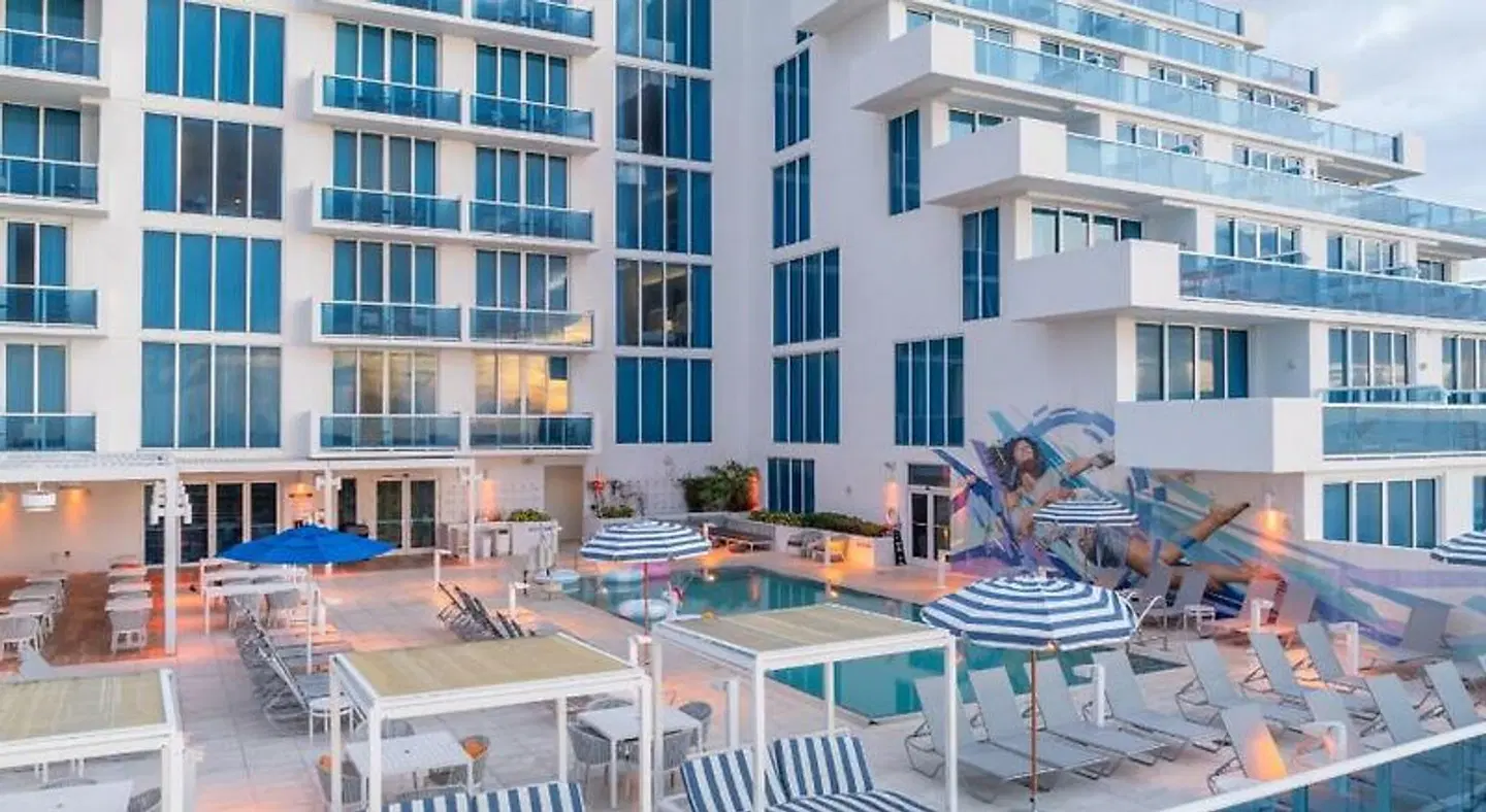 Hotel Maren Fort Lauderdale Beach, Curio Collection by Hilton Terrasse
