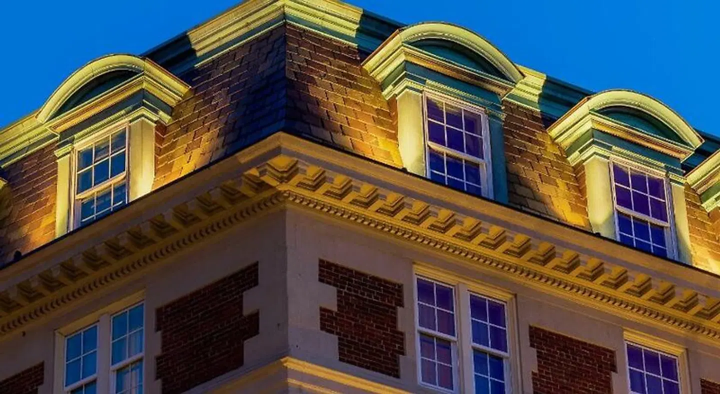 The Eliot Suite Hotel EXTERIOR