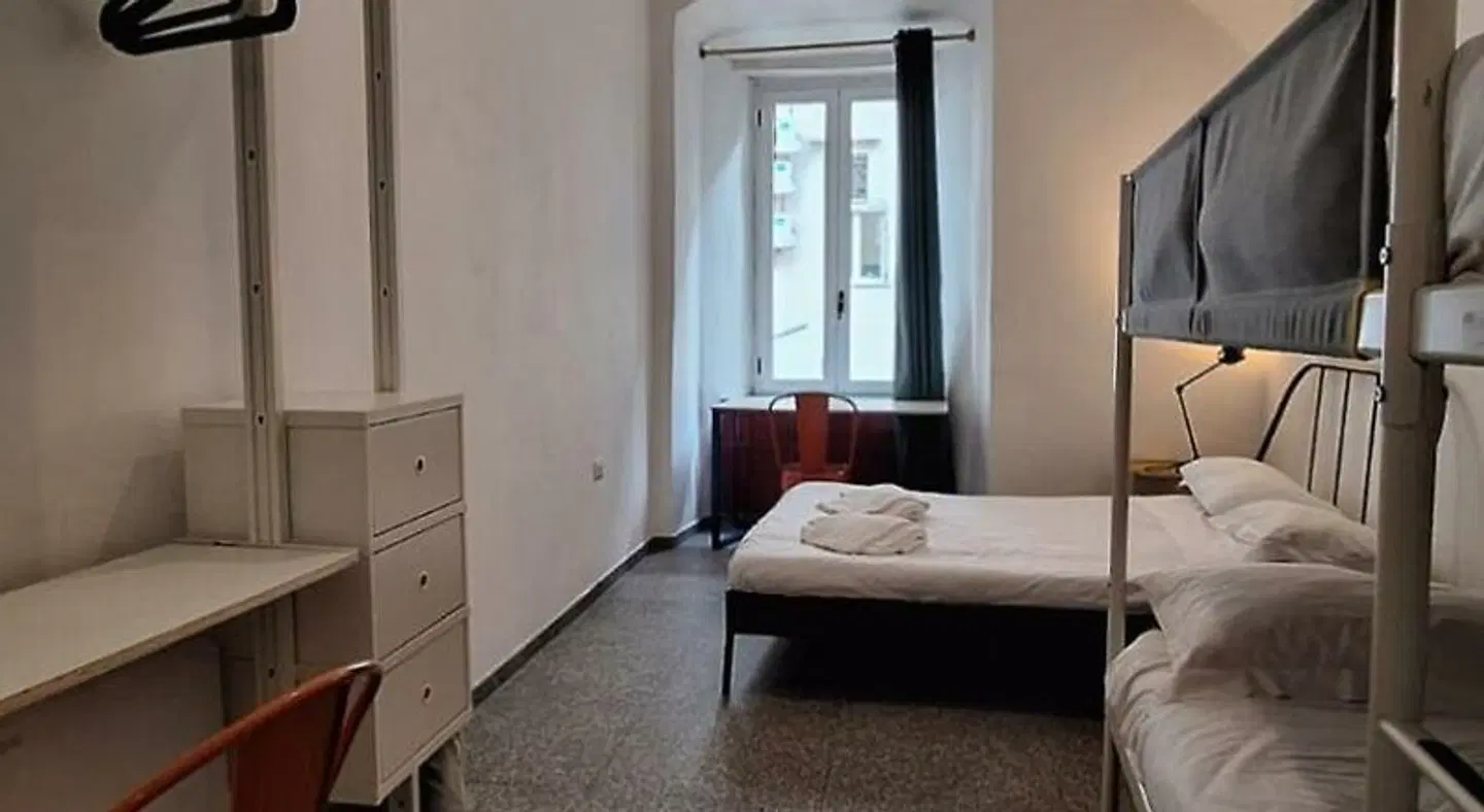 La Controra Hostel Naples Badezimmer