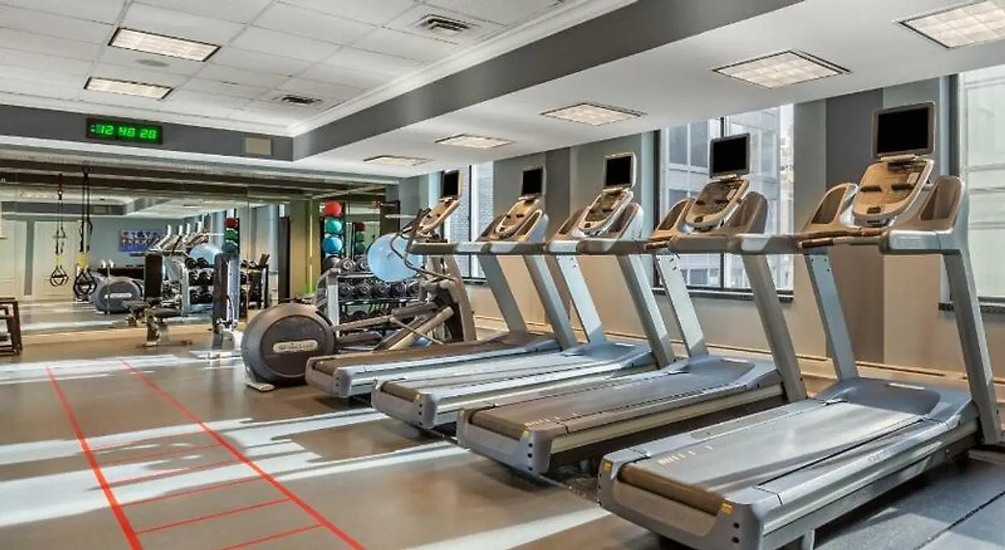 Omni Berkshire Place SPORTS_AND_LEISURE
