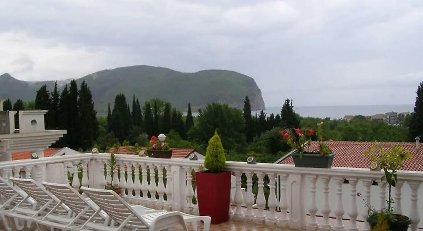 Angelo Gabriel Terrasse