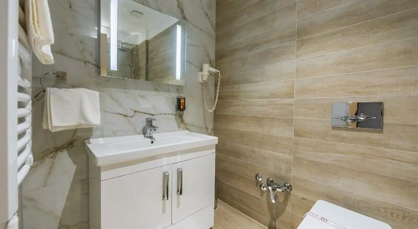 Kosher Hotel Franca Badezimmer