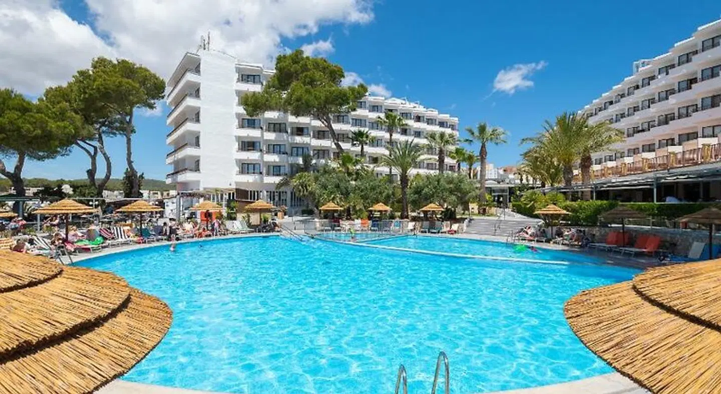 Leonardo Royal Ibiza Santa Eulalia OUTDOOR_POOL