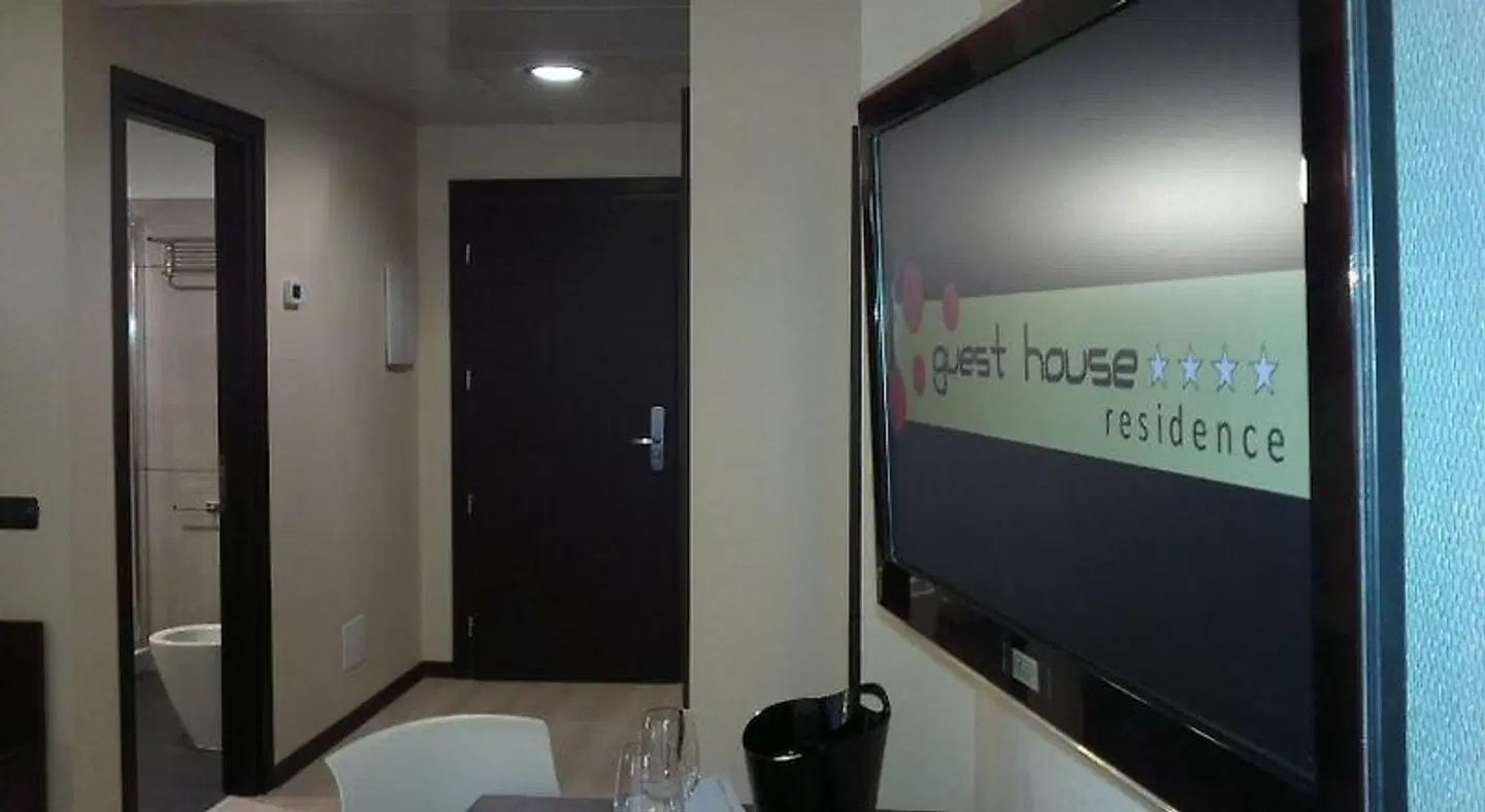 Guest House Residence Badezimmer