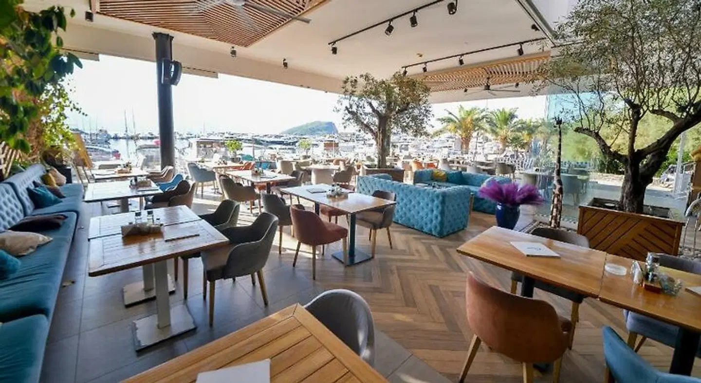 Luxury Hotel Riva - Budva Restaurant
