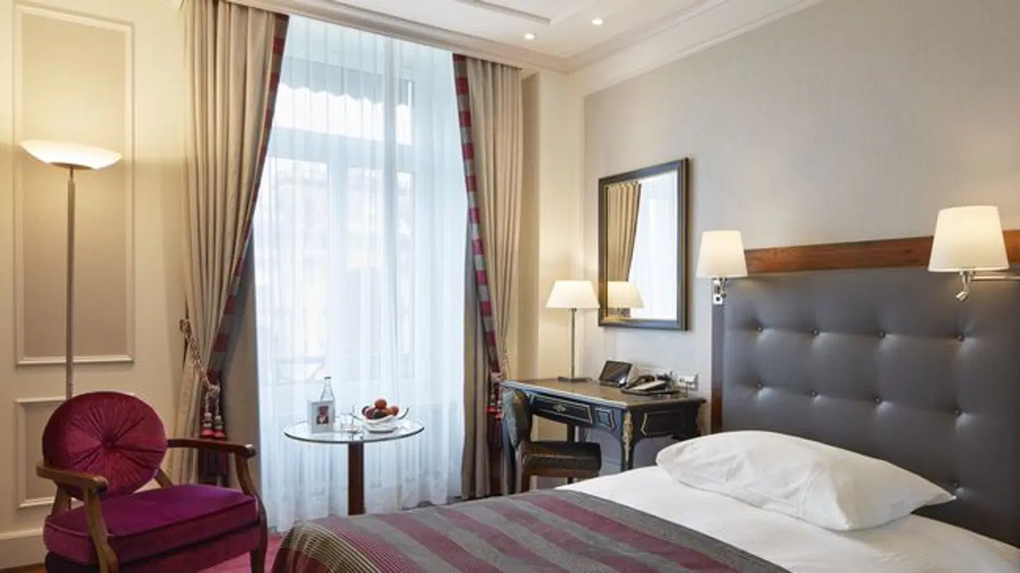 Hotel Schweizerhof Zürich ROOM_EXAMPLE
