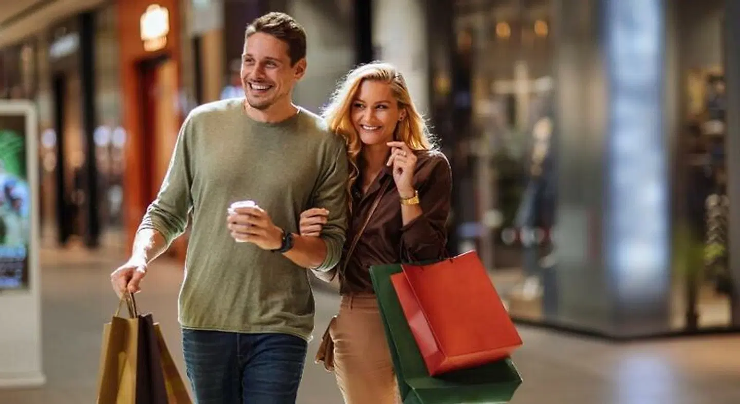 Holiday Inn Express & Suites Toronto Airport West by IHG PEOPLE