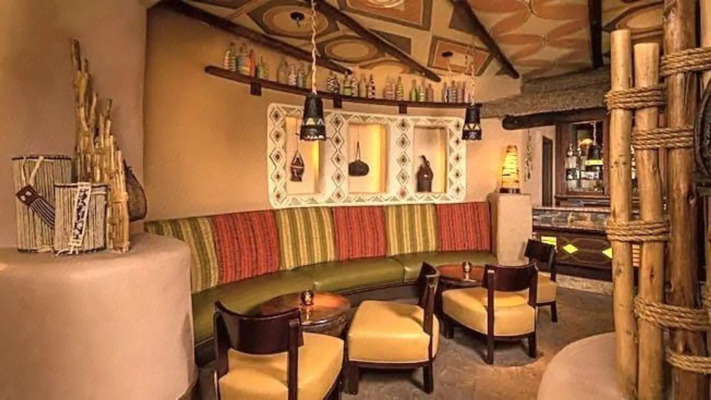 Disney's Animal Kingdom Villas - Jambo House Bar