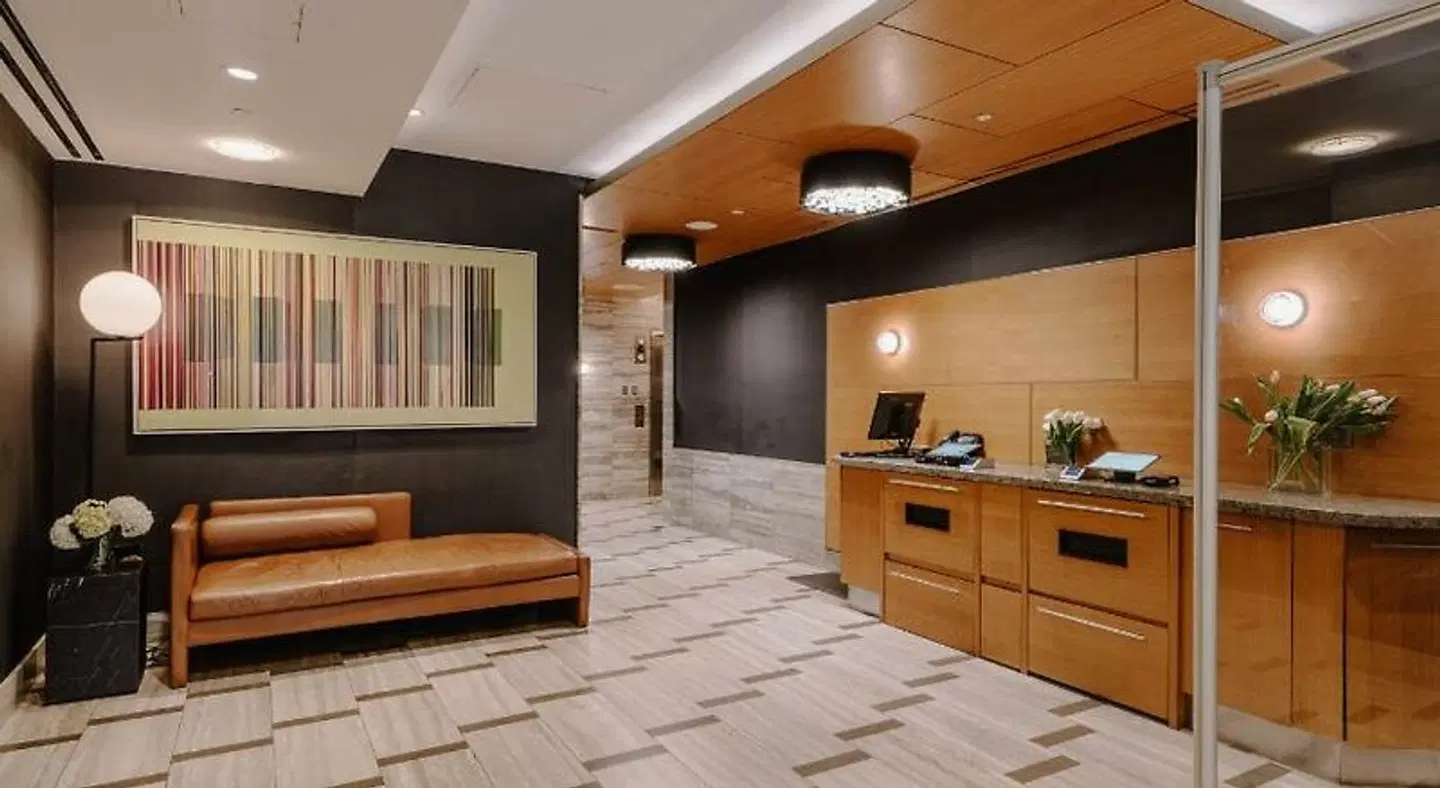 The Jewel Facing Rockefeller Center HEALTH_BEAUTY