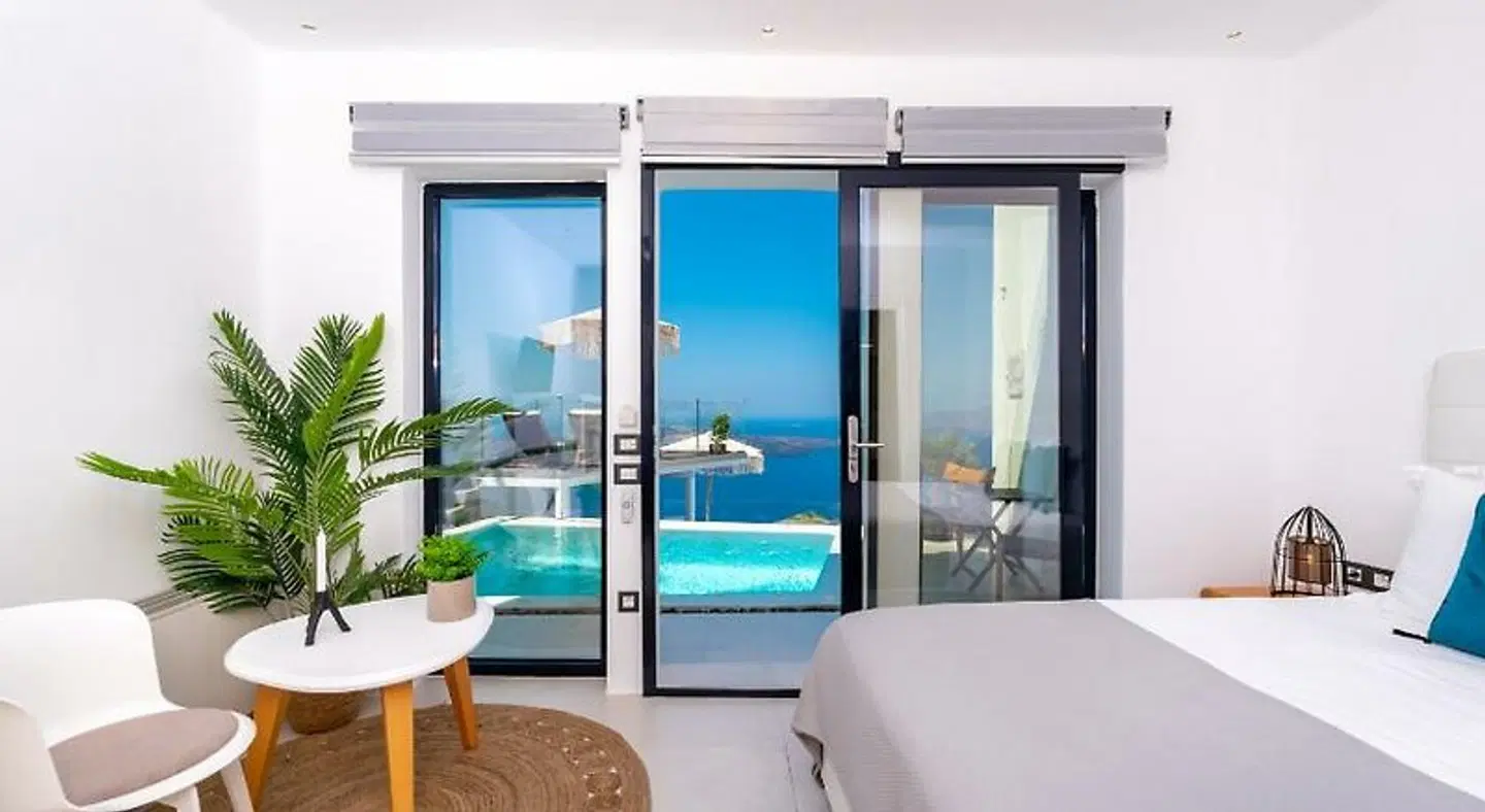 Daydream Luxury Suites ROOM_EXAMPLE