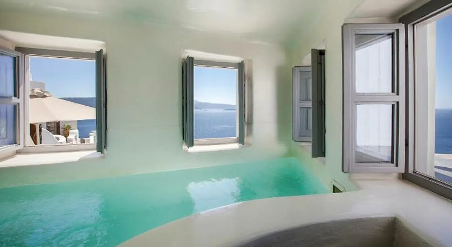 Ducato di Oia Hallenbad