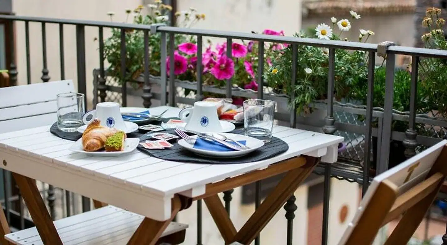 B&B Opera Restaurant