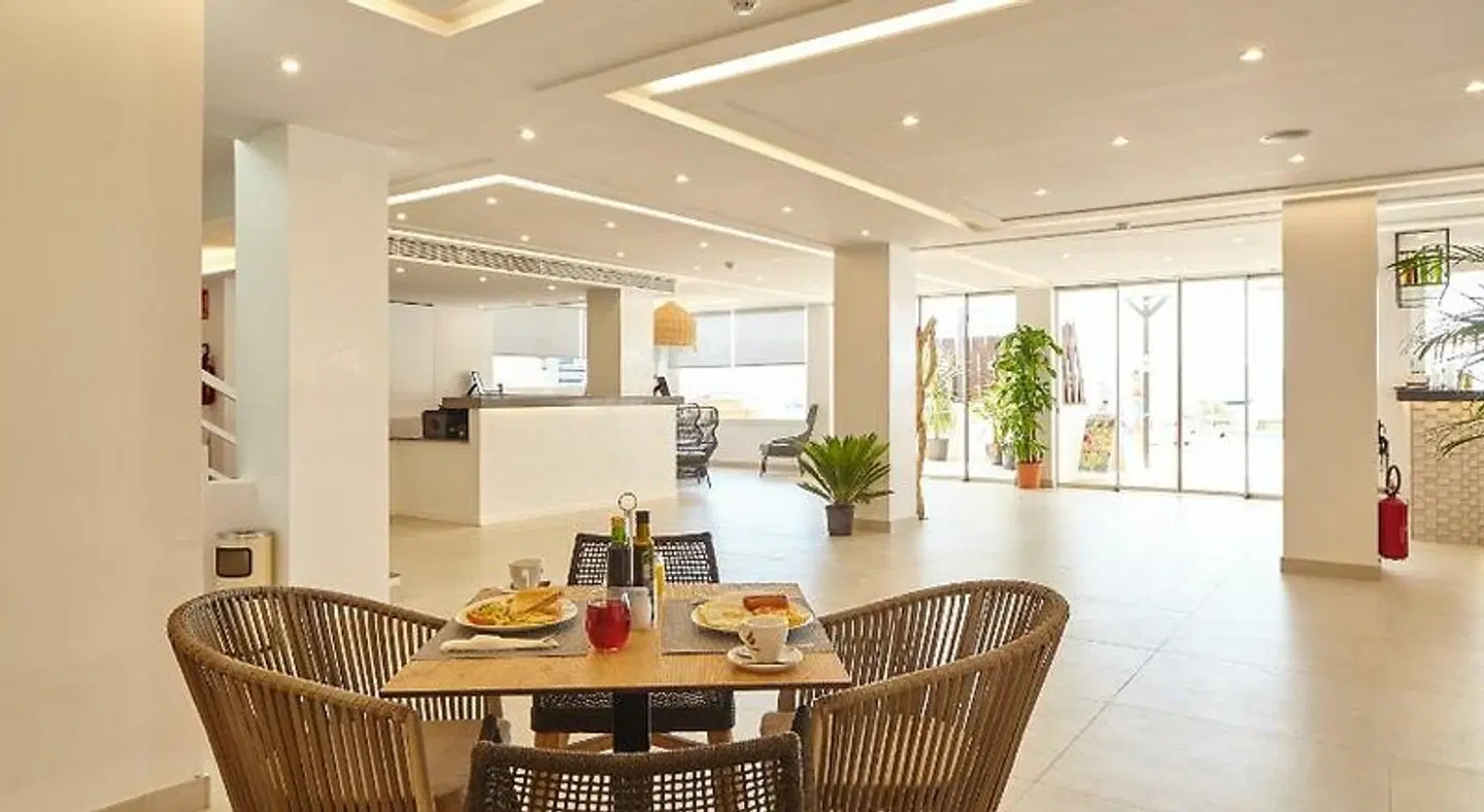 Sol Bahía Ibiza Suites LOUNGE_LOBBY