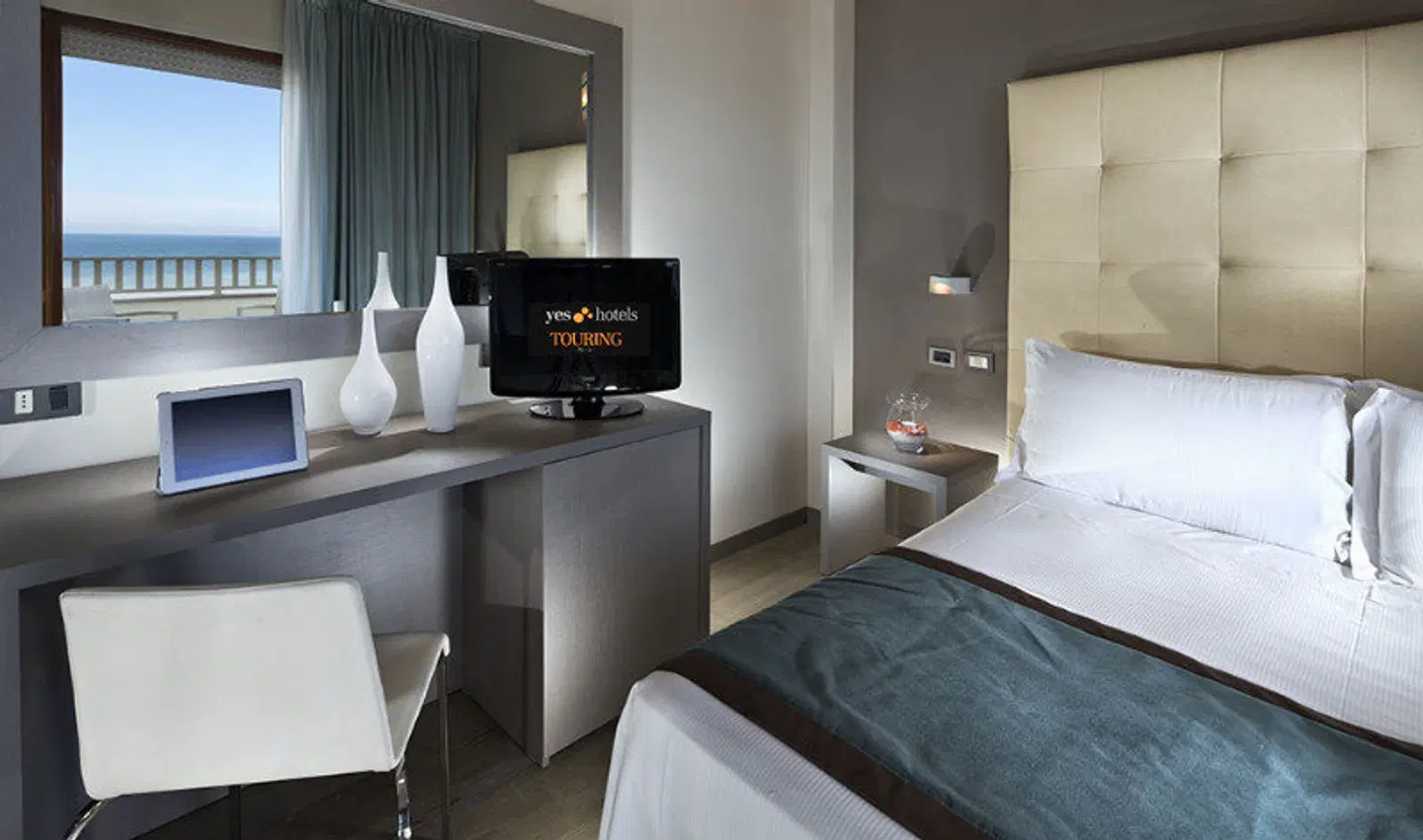 Touring ROOM_EXAMPLE