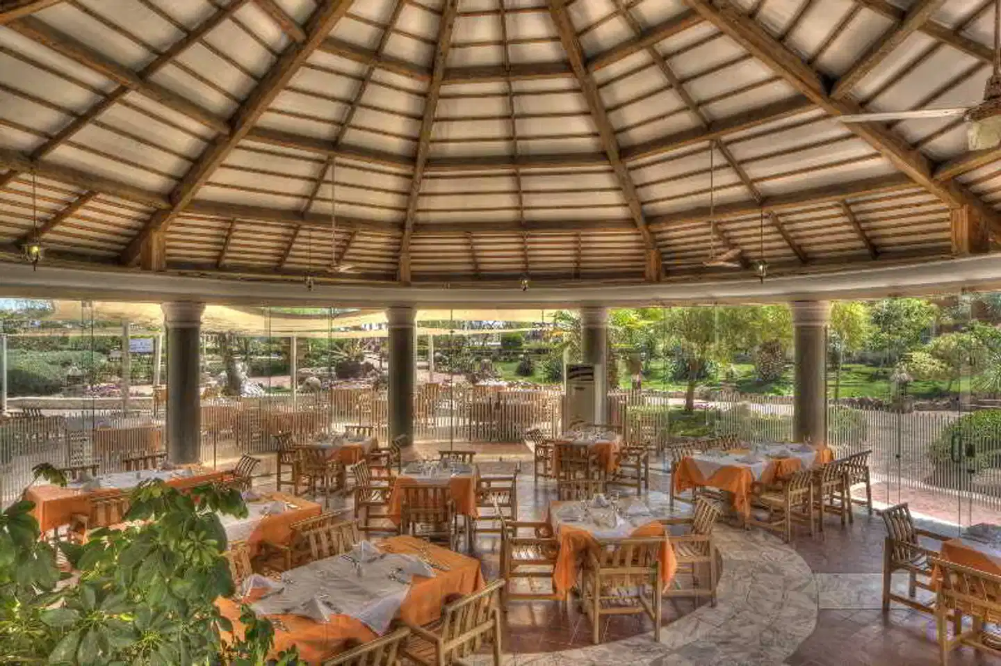 Laguna Vista Beach Resort Restaurant