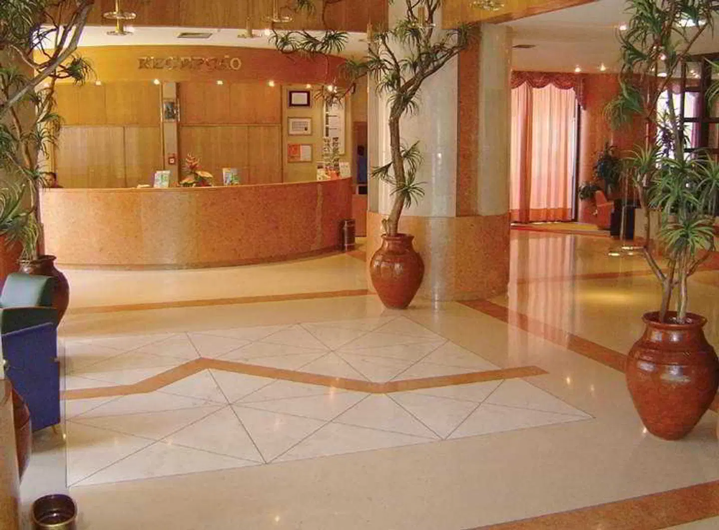 Alif Campo Pequeno LOUNGE_LOBBY