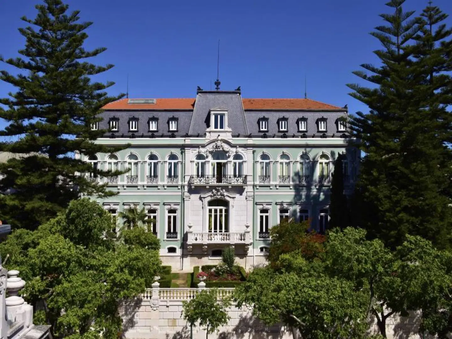Pestana Palace Lisboa Hotel & National Monument EXTERIOR