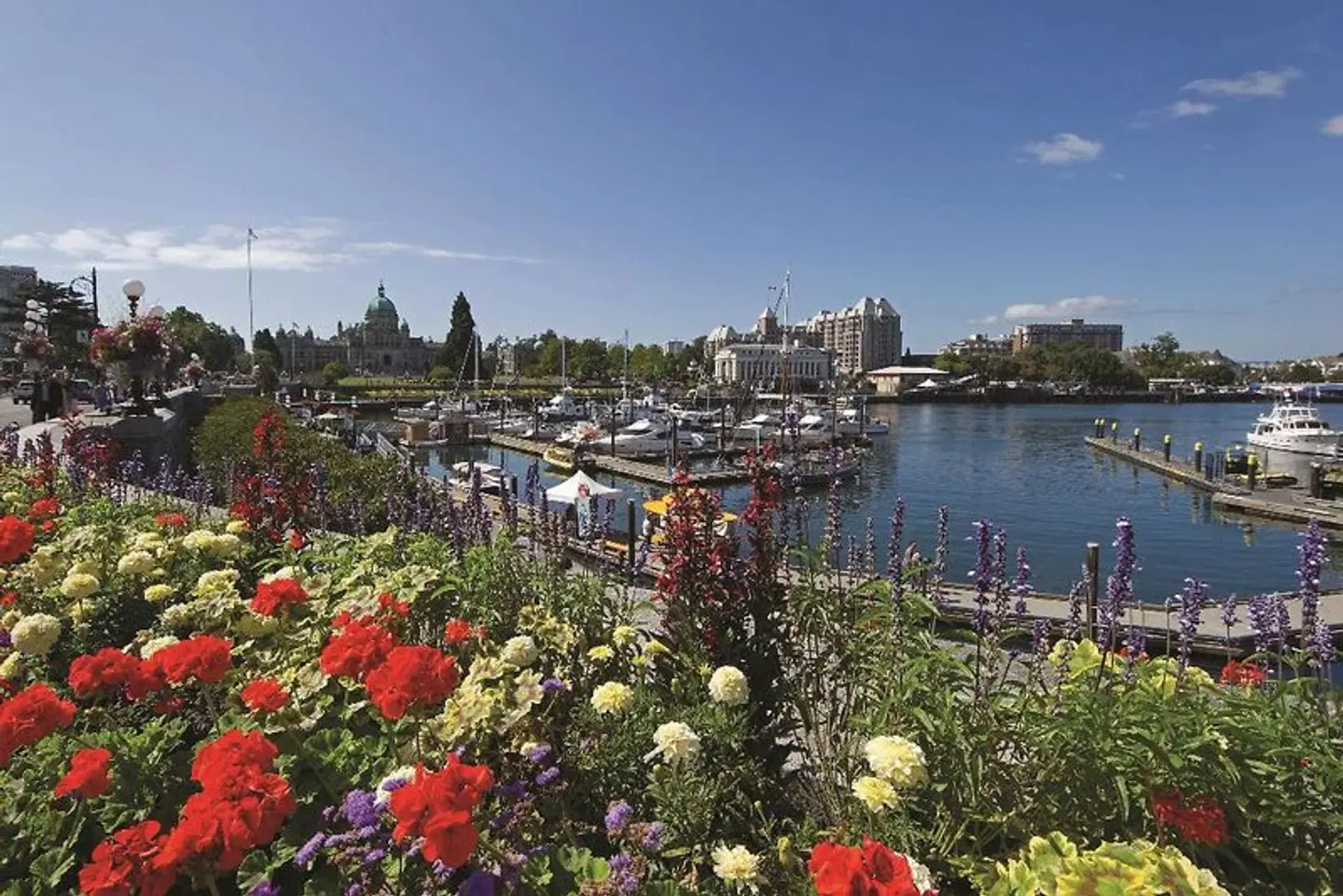 DoubleTree by Hilton Hotel & Suites Victoria LANDSCAPE