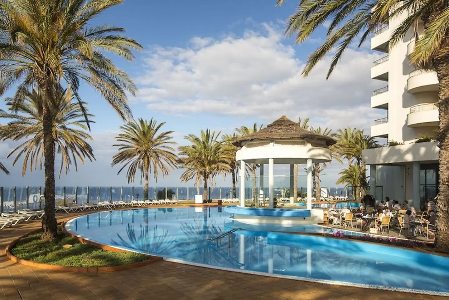 Pestana Grand Premium Ocean Resort OUTDOOR_POOL